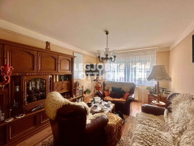 Eladó jó állapotú családi ház Ceglédbercelen