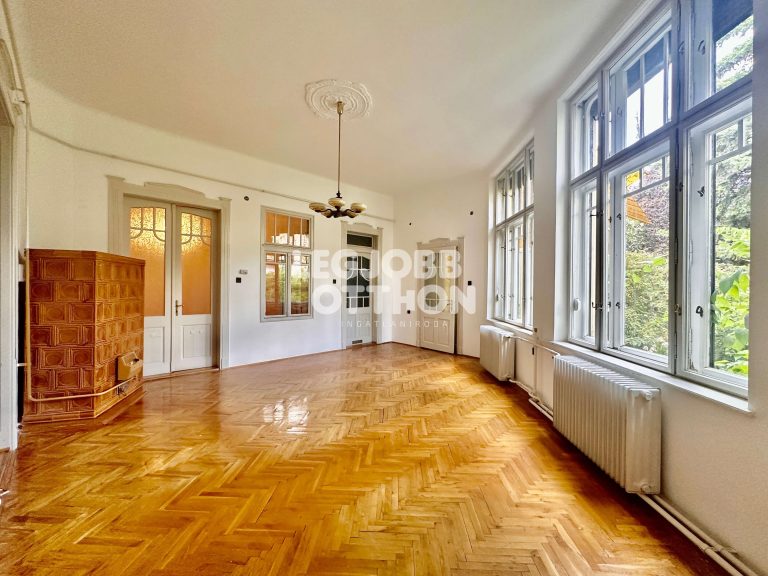 Eladó nagypolgári ház Cegléd belvárosában – VIDEÓVAL