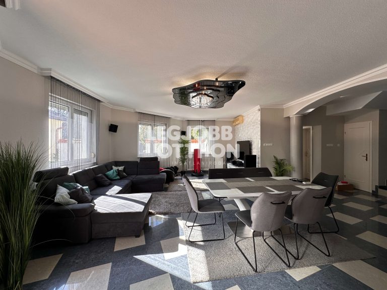 Eladó 2005-ben épült 5 szobás álomotthon Cegléden – VIDEÓVAL