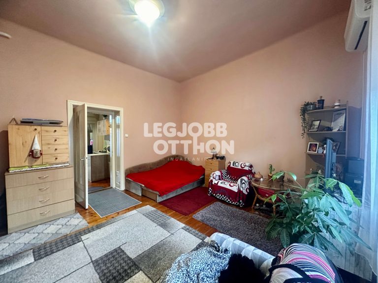 Eladó vegyes falazatú 2 szobás házrész Cegléden